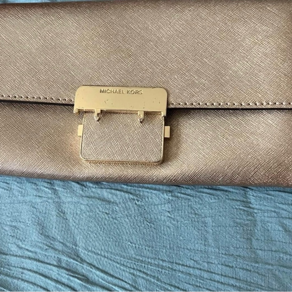 Michael kors  sling bag / clutch